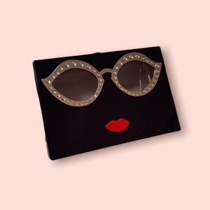 “Bombshell” Handbag, Purse Limited edition